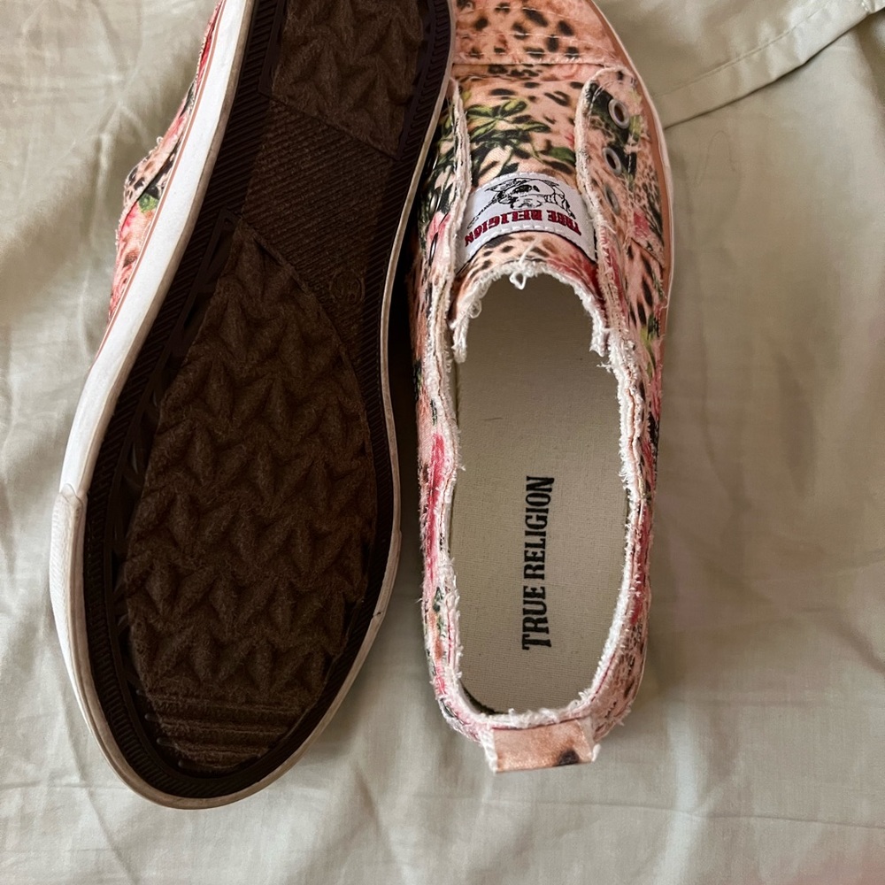 True Religion Shoes